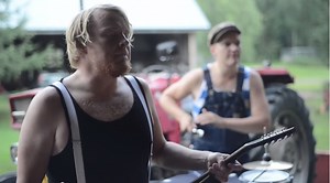 Thunderstruck AC/DC by Steve'n'Seagulls (LIVE)