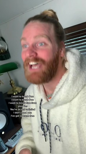 Sam W Sings 'I Want to Break Free' with Queen | Singing Challenge