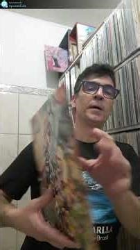I GOT TWO MORE VINYL RECORDS!! ADDING TO MY COLLECTION!! #shorts
