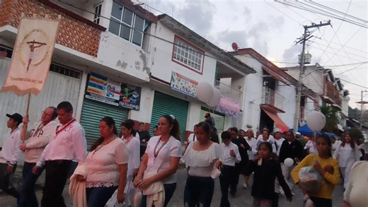 El pueblo de Temascaltepec acompañando al Presbítero Abelardo Sánchez Díaz | Publica Temas