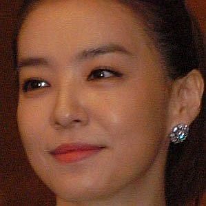 Park Sun-young Boyfriend 2026: Dating History & Exes - CelebsCouples