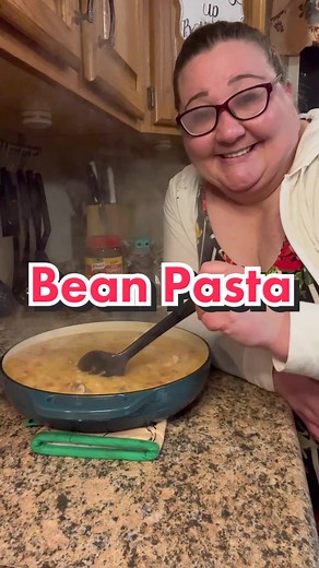 Bang for your Buck Chicken Series - Bean pasta edition. This was something I threw together on a whim with barely any of the ingredients I originally wanted in this dish. I was weary of the beans because I didn’t think it would fit right with the texture of the pasta but I was pleasantly surprised when they did! Next time, I’d prefer a pinto bean or something with less of a casing. Overall, Absorootly dericious and it’s a certified unicorn! Total cost for this meal includes our $3 portion of mea