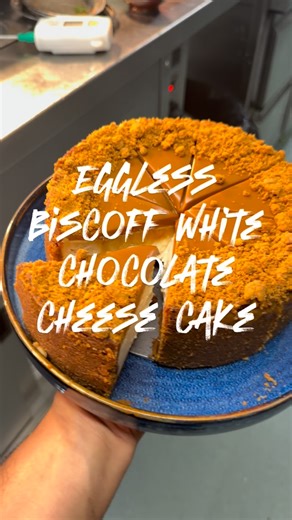 99K views · 3.9K reactions | Eggless Biscoff Cheesecake ! Biscuit base Biscoff biscuit 280 grm Bitter 80 grm Cheesecake mixture Cream cheese 550 grm Fresh cream 250 grm Yogurt 125 grm Sugar 90 grm White chocolate 150 grm Cornflour 1 tbsp Biscoff spread 100 grm For topping Biscoff biscuit crumble Biscoff spread Cooking time 180 for 45 minutes water bath method | Chef inside the pot | Facebook