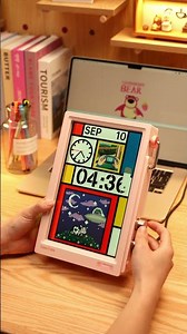 Floating Screen That Shines! TimesFrame’s Clarity + Sleek Design Win Praise ✨