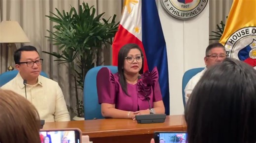 WATCH: The House prosecution panel says it will seek clarification from the Senate impeachment court, with respect to their order of a certification and the willingness of the 20th Congress to push through with the impeachment trial. | via Jown Manalo, BNC Follow Bilyonaryo News Channel's #ImpeachmentWatch coverage on bnc.ph 🌐 | Bilyonaryo News Channel