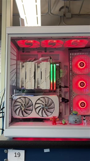 Celebrating a Low Latency Christmas for Gamers