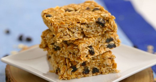 No Bake Peanut Butter Oatmeal Bars | Healthy Breakfast Bar Recipe - Mind Over Munch
