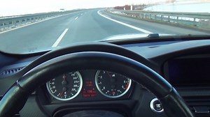 BMW M3 E92 POV – Onboard Driver View Autobahn Acceleration and V8 Sound