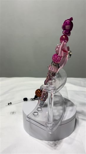 Honeys Creations (@honeys.creations6)’s videos with Happy - Pharrell Williams