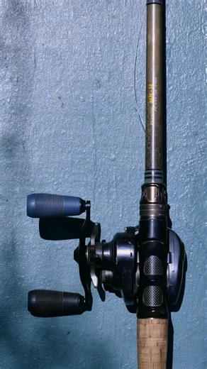 With lightweight rigging, the MAGDRAFT FREESTYLE stays high in the water column—perfect for targeting post-spawn cruisers hunting just beneath the surface🌊 #bassfishing #swimbait #fishinglife #largemouthbass #fishinggear #postspawn #magdraftfreestyle #megabass #fishingdaily #tackleaddict | Megabass of America