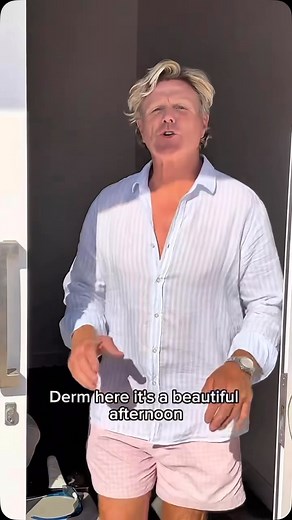Dermott Brereton on Instagram: "Small actions make a big difference. Being Sun-Safe is simple. Show your family that protecting your skin matters. Leading by example starts with you! SunSmart habits don’t have to be boring or inconvenient. ☀️😎🕶️🏖️#makeitahabit For more info on sun safety head to saveyourskin.org.au #Ad @cancercouncil @healthgovau"