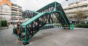 playground structures with flexible net surfaces revitalize leftover spaces of bangkok