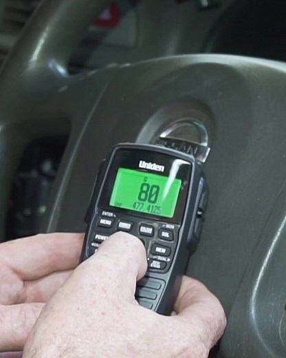 Uniden X66 Ultra Compact UHF Radio Review