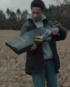 Boy Handles Alien Death Ray in BAG MAN Short Film — GeekTyrant