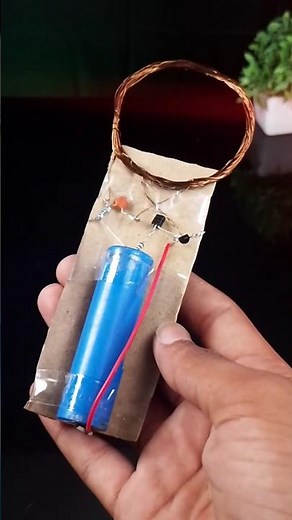 SUPER MINI Metal Detector DIY Easy & Cheap Build at Home.