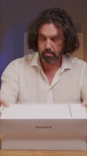 Unboxing the New Apple MacBook Air M2 in Midnight Color