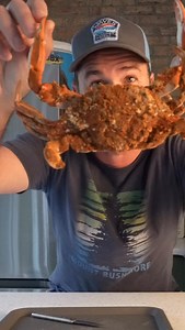 5 Steps to Pick a Crab #seafood #crab #bluecrab | By the Water