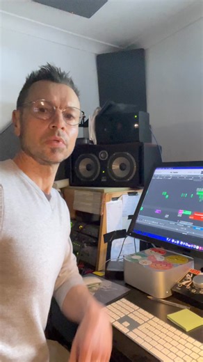 Norway 🇳🇴show with my band tomorrow 🤩 then next Sat we play @vintagemaniafestival #cambridgeshire #norway | Si Cranstoun