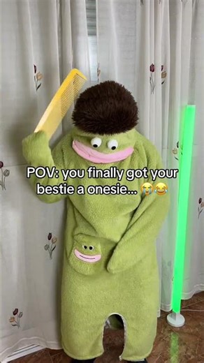 The perfect gift for your forever bestie 😂💚#gift #onesie #pajamas #bestie