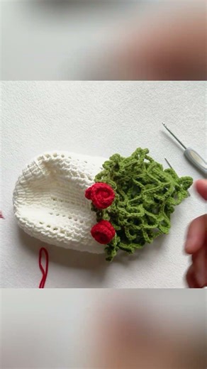 Crochet a rose bouquet water bottle holder | Full tutorial is available in my channel #crochet