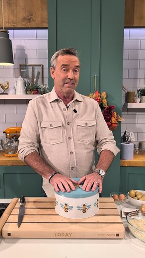 5.5K views · 288 reactions | Round 2 of @kevindundon's Christmas cooking countdown! The Pudding  | RTÉ Today | Facebook