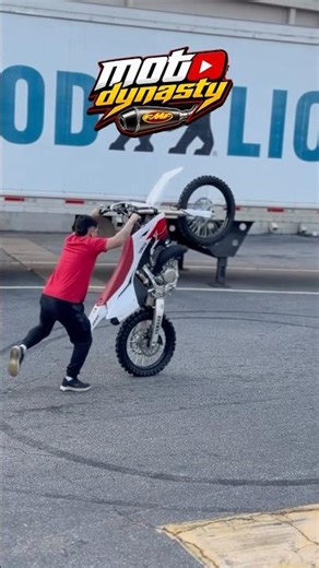 2026 YZ125 Kickstart to Wheelie #yz125 #2stroke #dirtbike