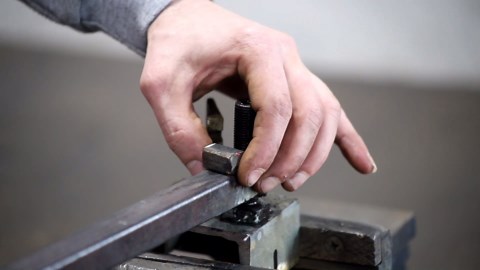 Metal bender DIY ! Chain making tool