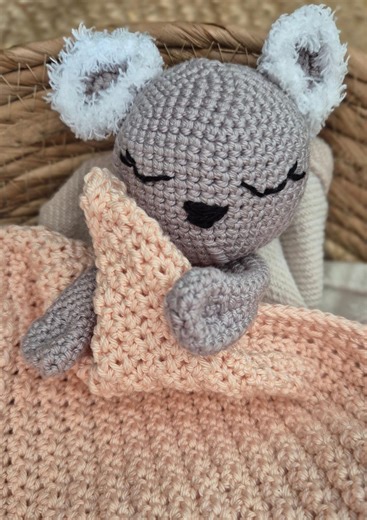 Koala Plush Toy Crochet Pattern – Amigurumi With Pink Blanket – French PDF Tutorial – Handmade Baby Gift - Etsy
