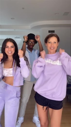 my face hah 🙄... miss you @bryansanon @addisonre dc: @jeanvictorm #foryou #TimeforTENET #foryoupage #VinylCheck