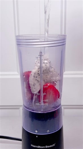 Dragon Fruit & Strawberry Blend in a Blender #shorts