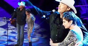 George Jones' Widow Joined Alan Jackson In An Emotional Tribute to the Country Legend