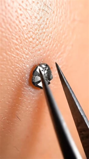 1 minute of pimple pops 💥🫧 Pure satisfaction, clean bursts, perfect ASMR hits. #ASMR #Slime #Satisfying #OddlySatisfying #AI | Vexx Labss