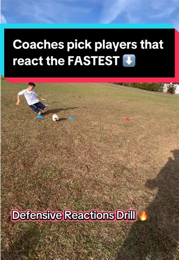 React like the pros 👆🏻 Coaches love players who move well off the ball and are proactive. Teaching quick movements after passing the ball enables defenders to develop subconscious reactions off the ball, instead of the static movements we see across the majority of youth soccer. #prosoccertips #soccertraining #soccertiktok #soccercoaching