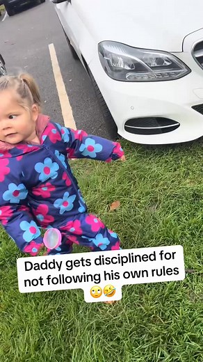 120K views · 1.1K reactions | If you want your toddler to show an interest in nature just give them a magnifying glass….works ever | Itsa buglife | Facebook