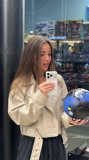 TechnoLab_Kids (@technolabkids)’s videos with I am sneaking into you Pink Panther Parody - moshimo sound design