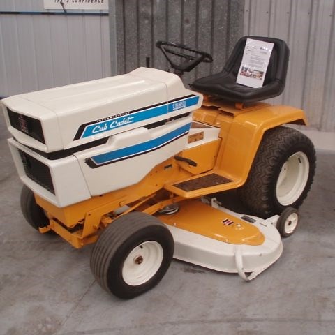 How to Start a Cub Cadet Lawnmower, step by step