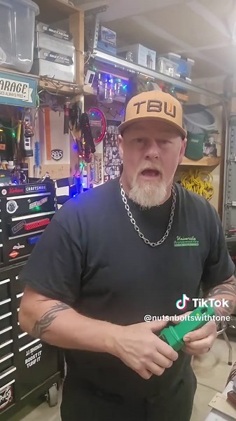 Diagnosing Parasitic Draw: Essential Mechanic Tools