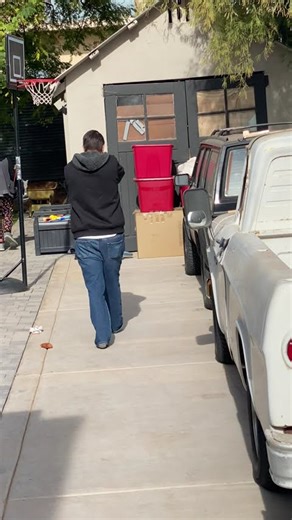 Homeless tweaker tries to break into Iraq vet's home, gets turned right around #2A #fafo #bodycam