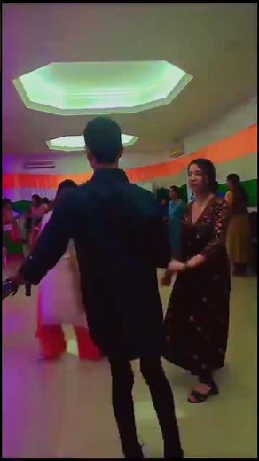 Garba Night 2025 | Navratri Celebration Dance | Indian Festival Vibes 💃🕺