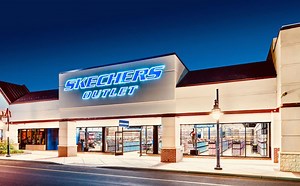 New Skechers Outlet Opens In Evergreen Plaza