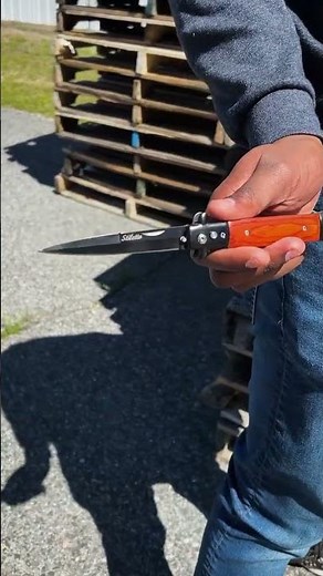 The Automatic Stiletto Knife You Need! 🚨🖤 #GangstersEdge #StilettoKnife #AutomaticKnife #budk
