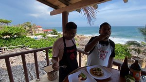 190K views · 8.3K reactions | Me la pasé muy bien cocinando con mi manito Romario MasterChef Mx en Playa Ventura. ¿Qué otras recetas te gustaría que hicieramos? | Henry Carrera | Facebook