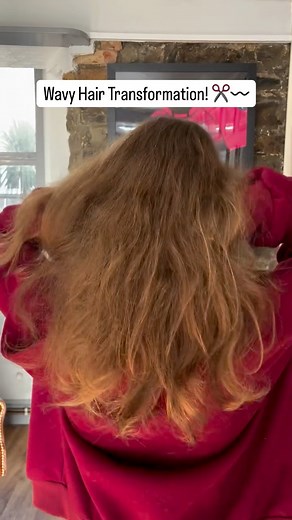 Surprising results on wavy hair. 🙌🤩✂️ My model has very loose waves that she wants to try and bring them out more. She doesn’t have a styling routine at home, so I showed her the best method to hydrate and define her wavy hair.Products used @merwaveofficial steps 1 - 5 Do you need help with your wavy hair? #naturalcurls #curlspecialist #aberystwyth #curlyhairspecialist #curlyhair #cyrlcymru #riccioli #locken #bukleler #rizo #curlroutine #curlcymru #hjloves #hairtips #hairbrained #ittakesapro #
