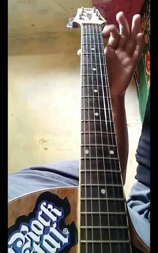 How to Play Spanish Guitar (Easy for Beginners)