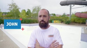 🔵 Pôle emploi a donné pour mission au Youtubeur Ludovic B de partir à la rencontre de 5 professionnels du #Bâtiment et des Travaux Publics ! ⚒️ Pour ce premier épisode, Ludovic rencontre John, carreleur ! Découvrez le quotidien de cette profession ici ⏯️⤵️ #OnEstLàPourVous | France Travail
