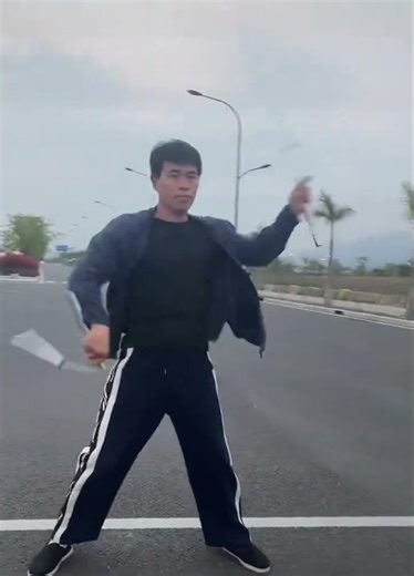 Transform Your Fitness Journey: Daily Outdoor Workout Vlog