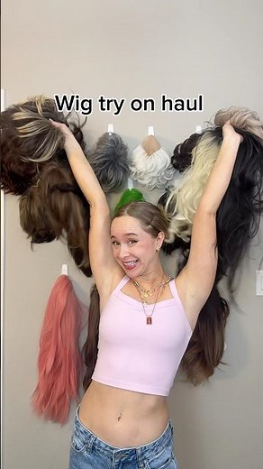New wig try on haul