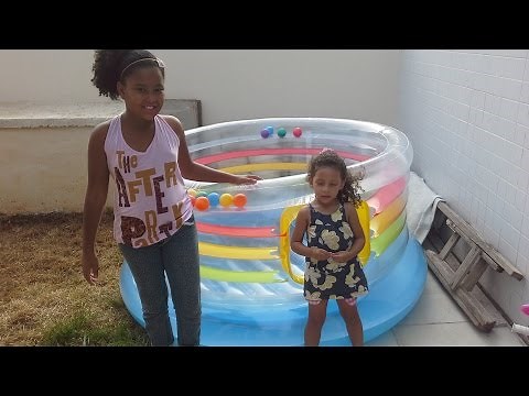 Pula pula divertido para duas crianças... Muito legal- Alegria de Criança