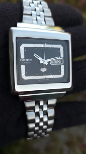 🍁...Ashiq_Khan...🍁 | 💐 SOLD POST 💐 Title: Vintage Seiko 5 Automatic Rectangular TV Dial Day-Date Stainless Steel Watch Description: Classic vintage Seiko 5... | Instagram