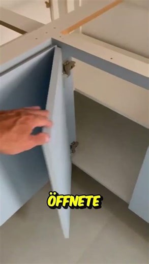 The carpenter's ingenious door solution 🚪💡